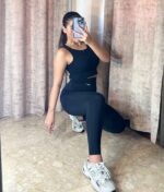 لگ nike جلو ساق شبرنگ - Image 3