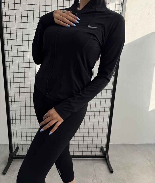 سویشرت باربی nike کد 987 - Image 2
