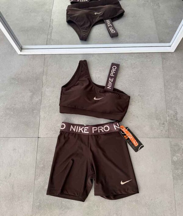 ست وارداتی NIKE کد 00924 - Image 1