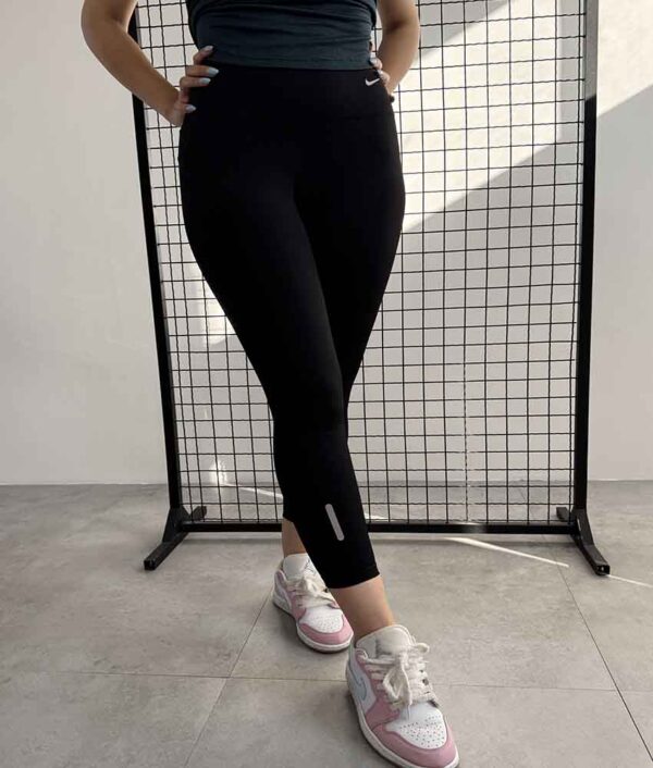 لگ nike جلو ساق شبرنگ - Image 2